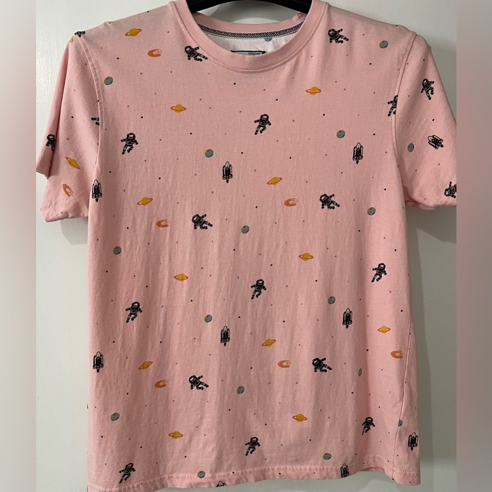 NWOT Ping Pong Pink Graphic T-Shirt with Fun Print - Size M